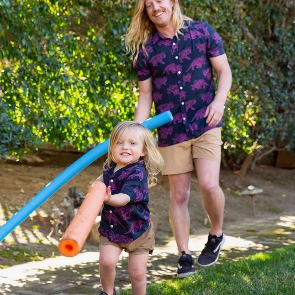 CHUBBIES Men's The Pink Triceratop (Rayon Full-Button) - L - Picture 3 of 12